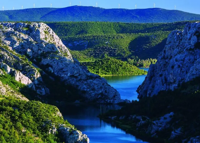 Sunset Gold Apartament *